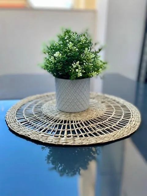 Apartment Gatu Premium Alma Marinera, Preferente Mayores De 25 Anos Y Familias Cadiz Spain