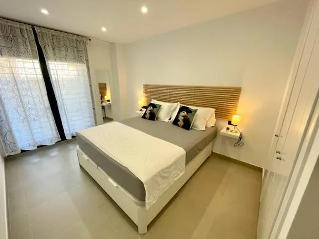 Apartment Gatu Premium Alma Marinera, Preferente Mayores De 25 Anos Y Familias Cadiz